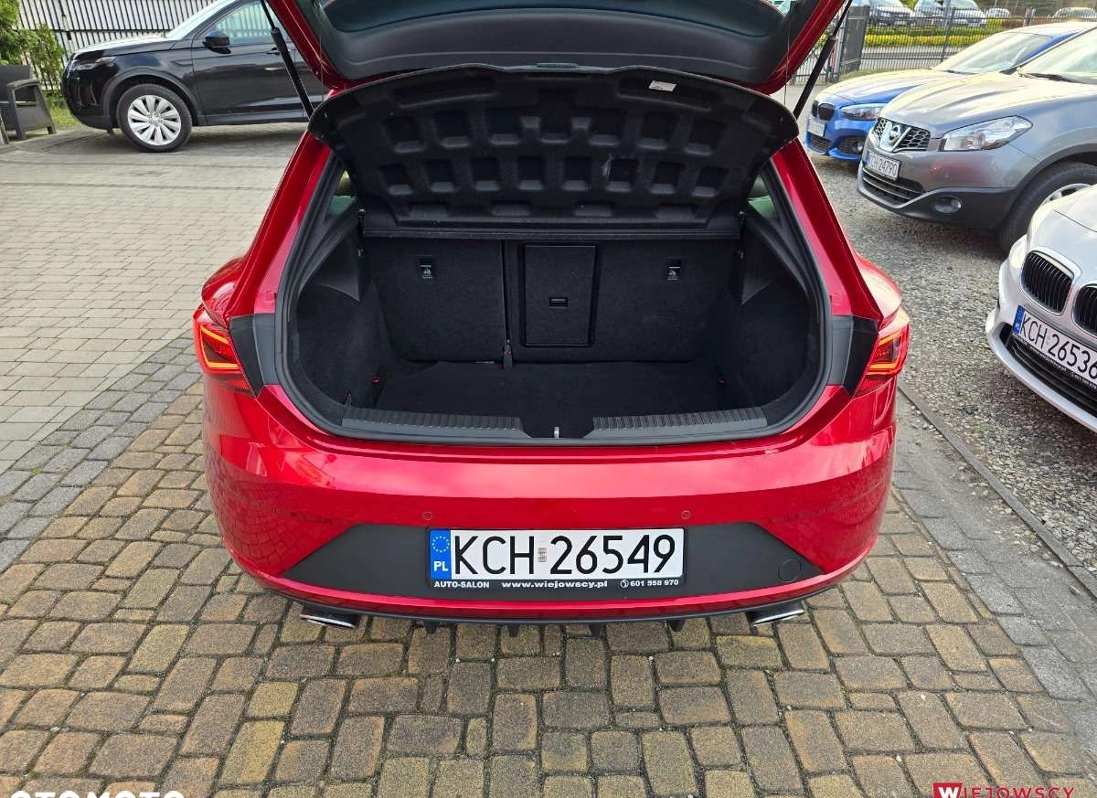 Seat Leon cena 79800 przebieg: 106000, rok produkcji 2017 z Stryków małe 172